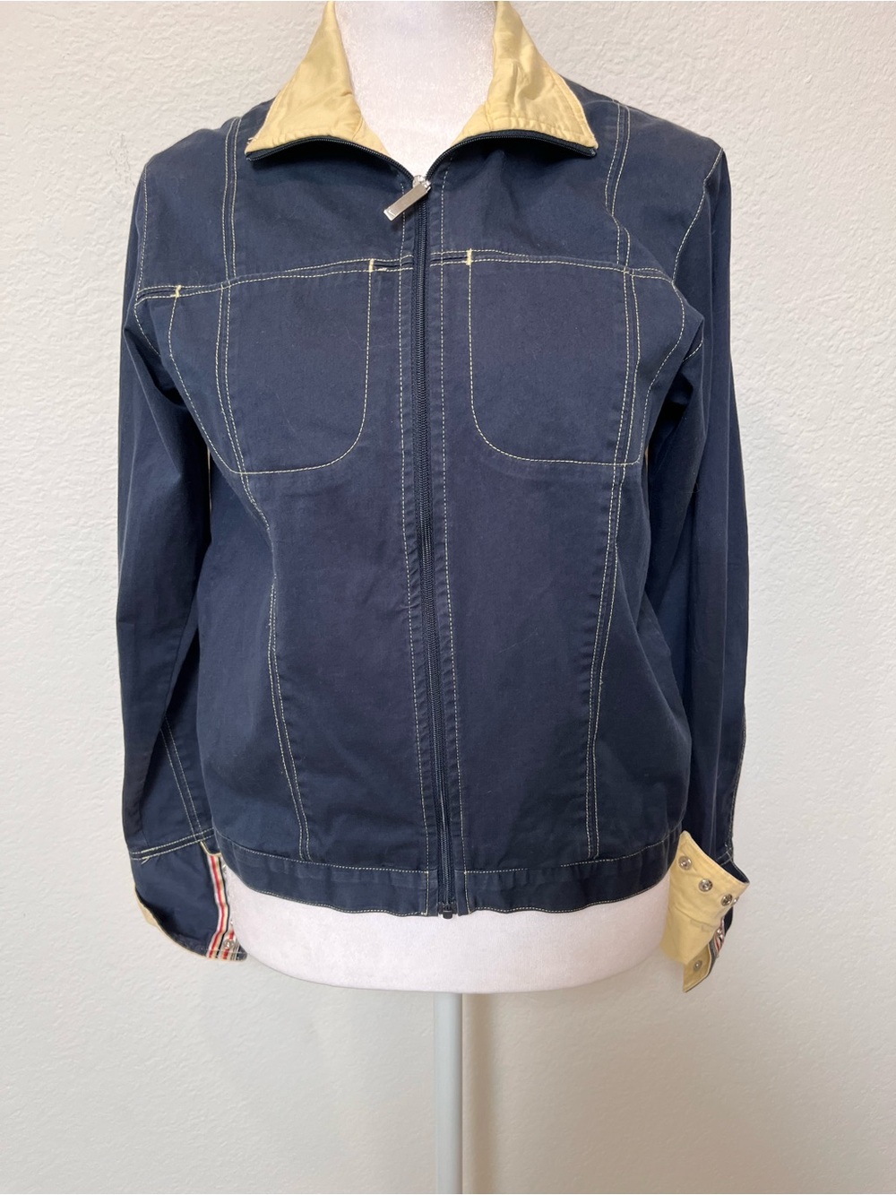 Nike Navy Jacket with Cream Contrast Collar
